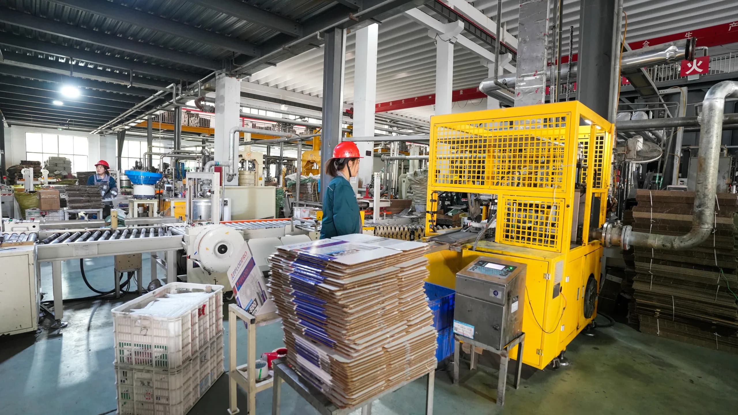 Vì sao không nên sử dụng chất trám acrylic cho những vị trí thường xuyên tiếp xúc với môi trường ẩm ướt?